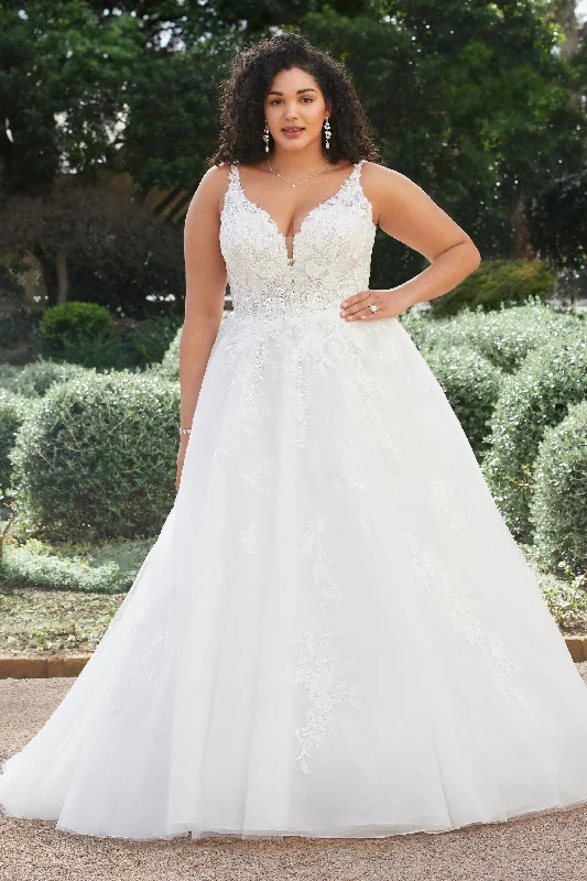 Wedding Dresses For Woman Plus Size Elegant V Neck Sleeveless Backless Bridal Gowns A Line Vestidos Novias Boda Wedding Dresses For Woman Plus Size Elegant V Neck Sleeveless Backless Bridal Gowns A Line Vestidos Novias Boda