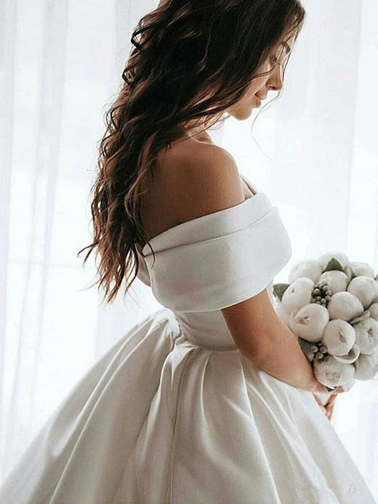 Princess Wedding Dresses Satin Vintage Off The Shoulder Wedding Bride Dresses Long Train White Ivory Wedding Ball Gown Princess Wedding Dresses Satin Vintage Off The Shoulder Wedding Bride Dresses Long Train White Ivory Wedding Ball Gown